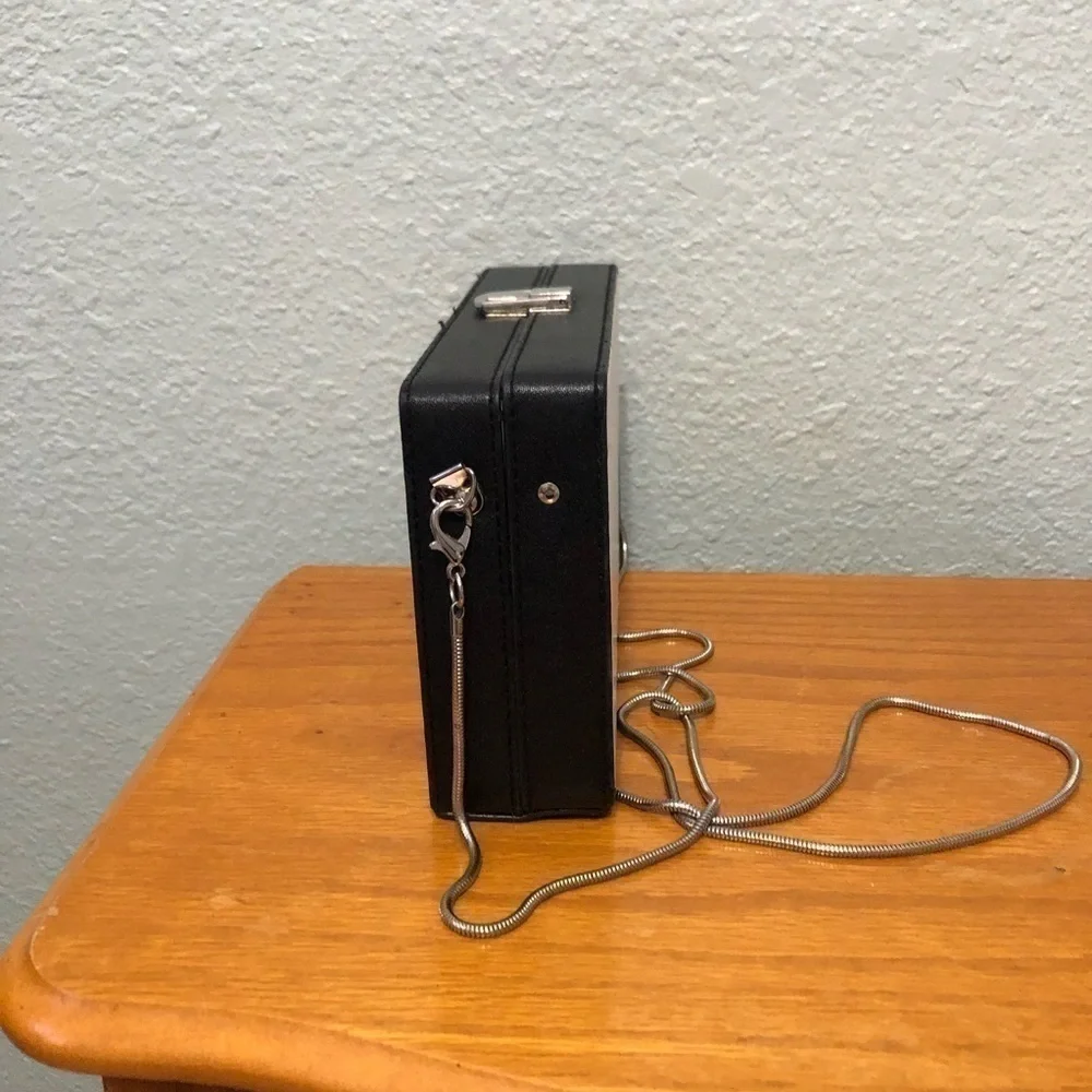 ADORABLE eye-catching cross body bag - Picture 5 of 9